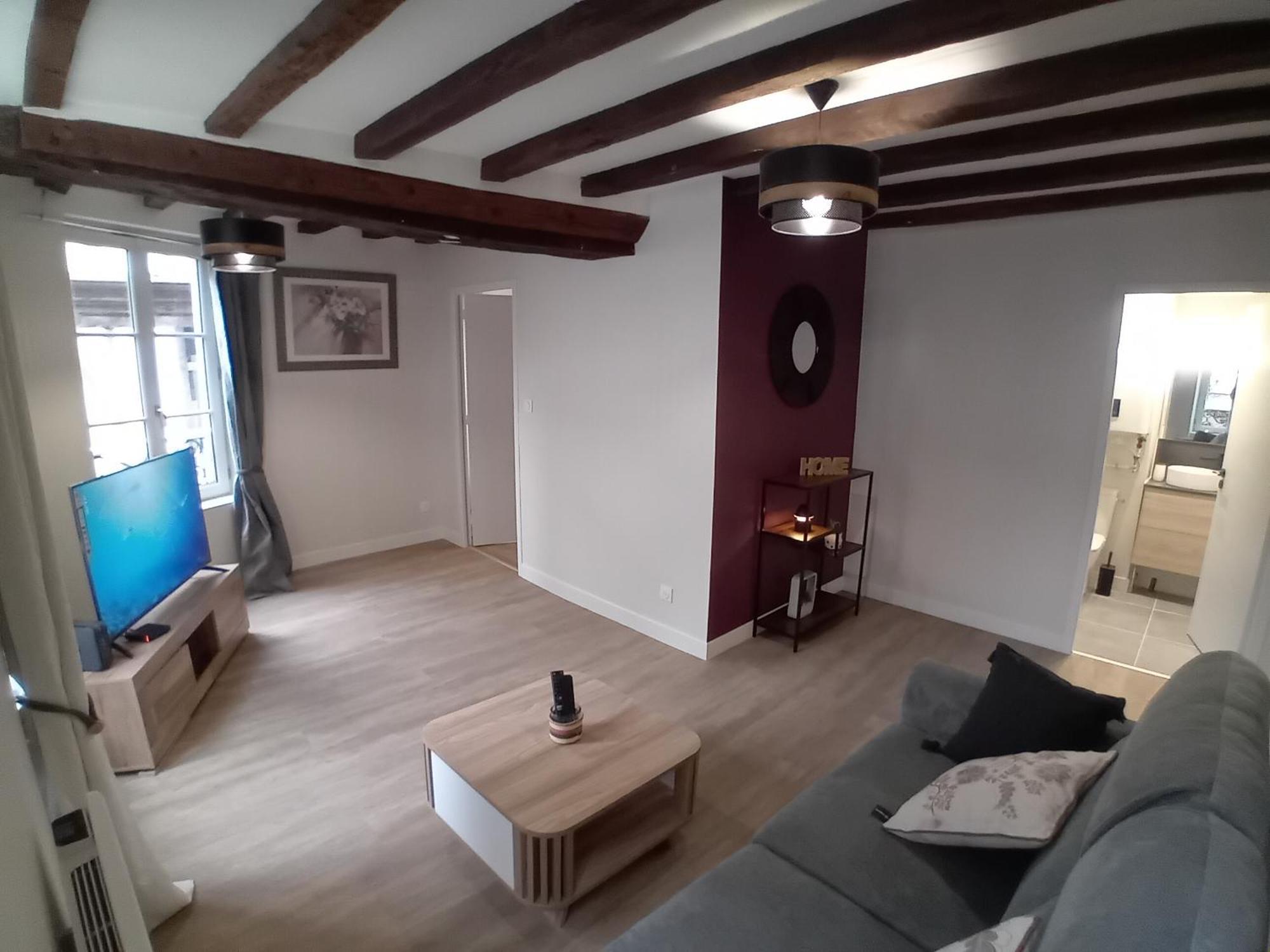 Le Vieux Laval Apartment ลาวาล ภายนอก รูปภาพ